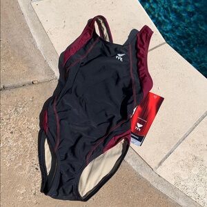 TYR NWT Black and Burgundy Performance Maxback One Piece Swimsuit sz 26 (7/8)